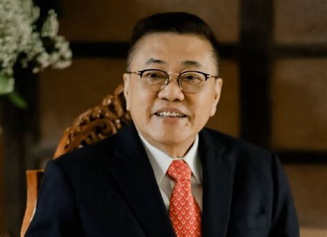 Dr. Cezar T. Quiambao .